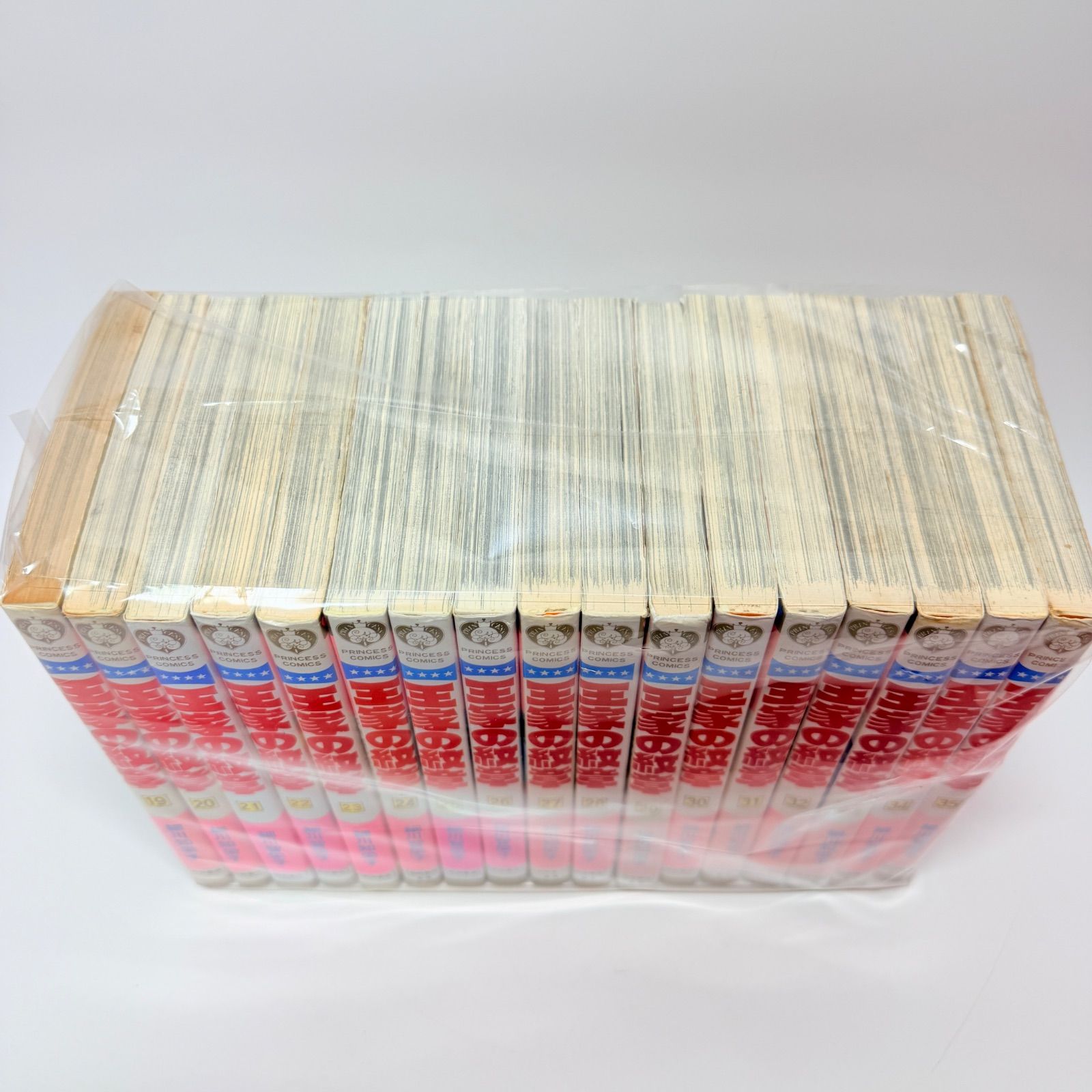 王家の紋章 全巻 1-70+ファンブック 2冊 - メルカリ