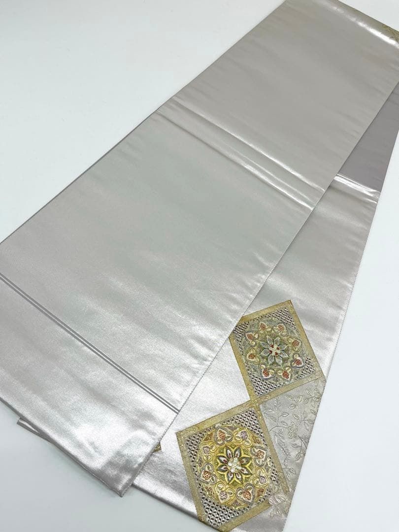 螺鈿細工 蘇州刺繍 汕頭刺繍 袋帯 華紋 正絹 お太鼓柄 D357 - メルカリ