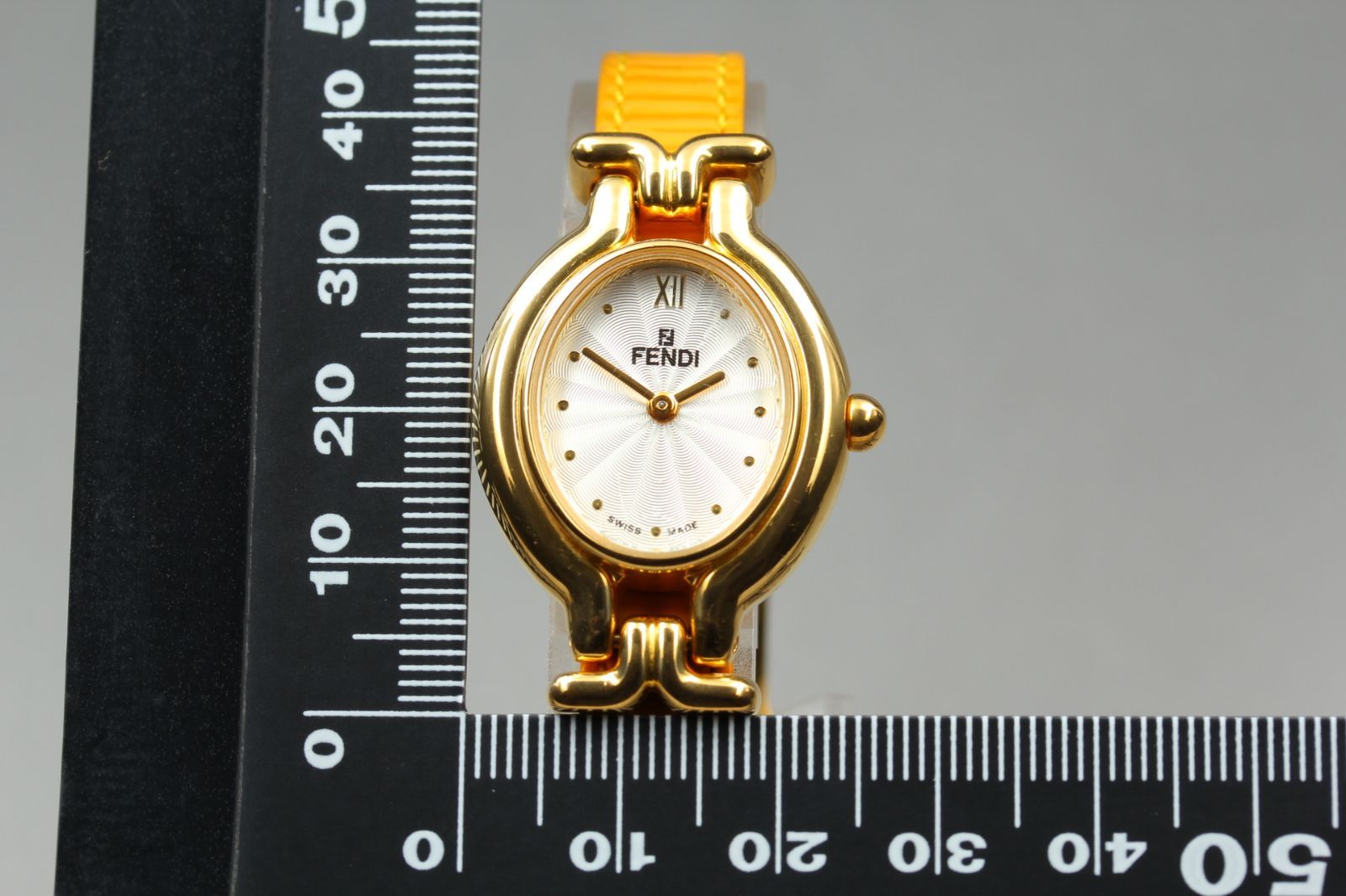 FENDI 640L チェンジベルト 5色 ゴールド レディース クォーツ 腕時計