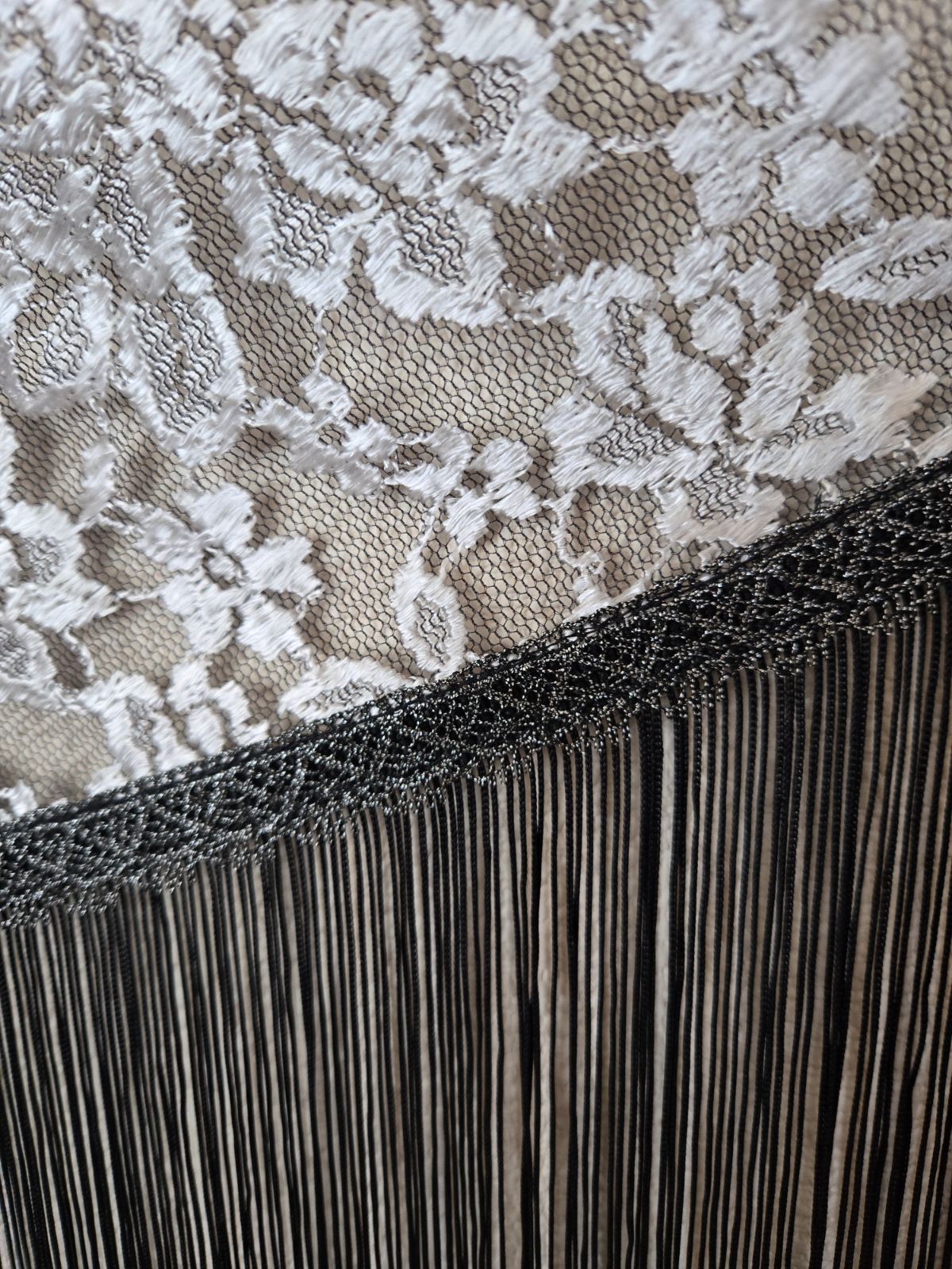 新品]レースシージョ シルバー×黒 フラメンコ衣装 フラメンコ シージョ