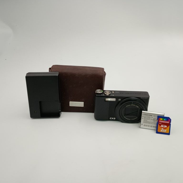RICOH CX3 コンパクトデジタルカメラ ブラック 20100201201412_519_.jpg