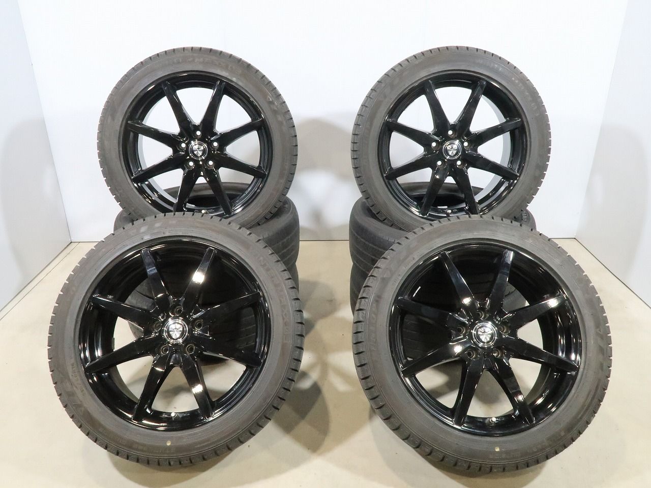 トヨタ ヤリスクロス マツダ CX-3 等 4本 社外 18インチ 7J +48 5H