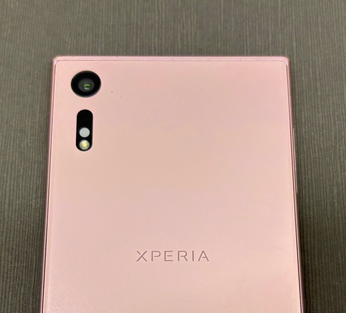 Xperia XZ 32GB ピンク au -HO587- - メルカリ