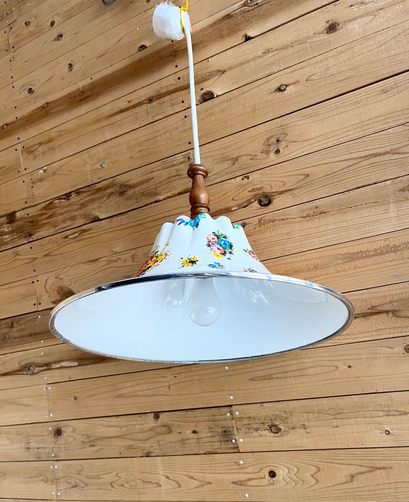 アンティーク家具 昭和レトロ 花柄 電気傘 ペンダントライト - メルカリ