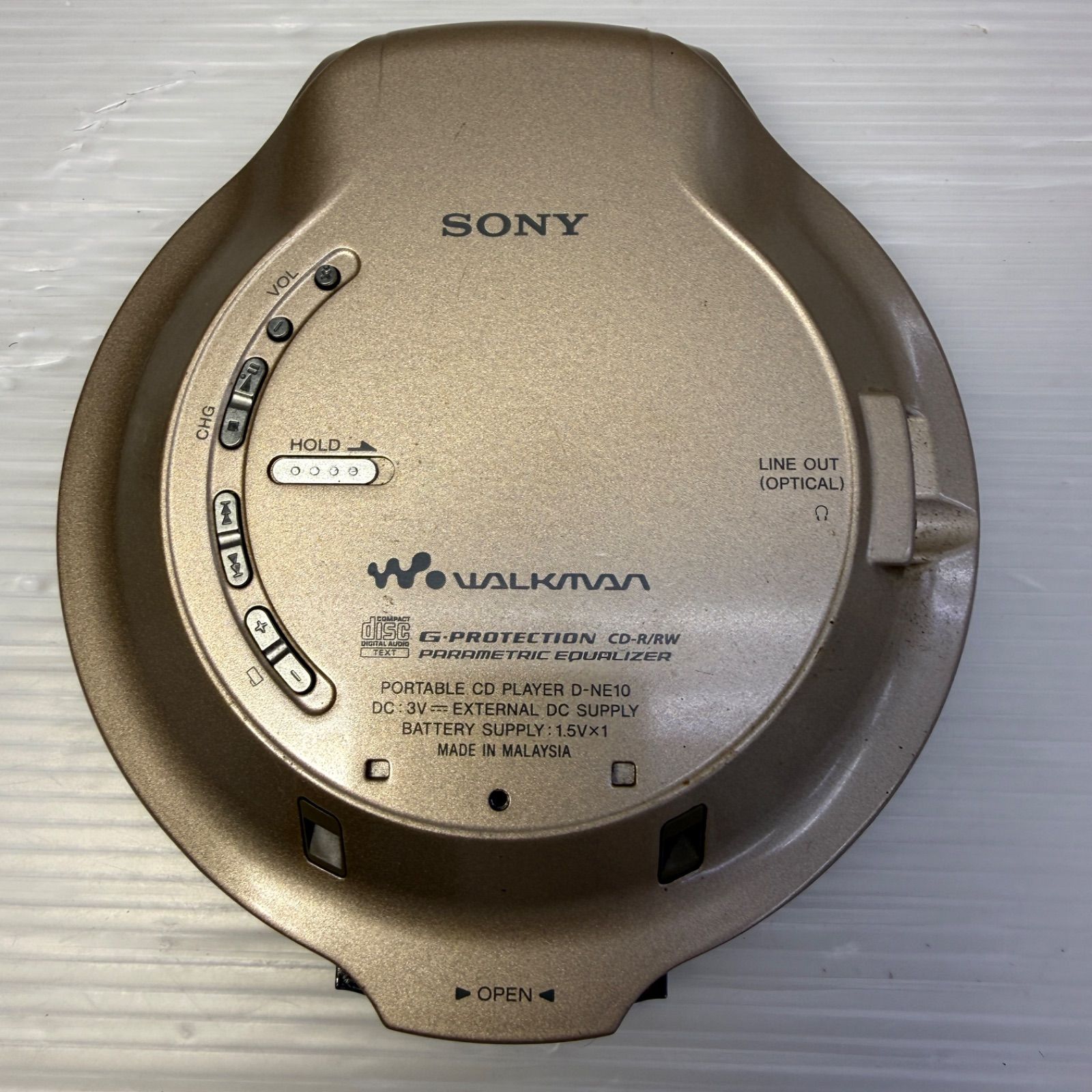動作品☆ソニー SONY☆CD ウォークマン WALKMAN D-NE10 イヤホン付き
