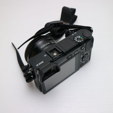 超美品 α6000 ILCE-6000Y ダブルズームレンズキット ブラック 即日発送