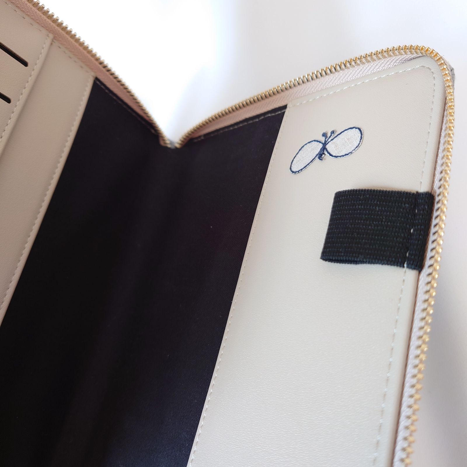 B6】刺繍15 グレー×ライトイエロー タンバリン choucho skip マルチ