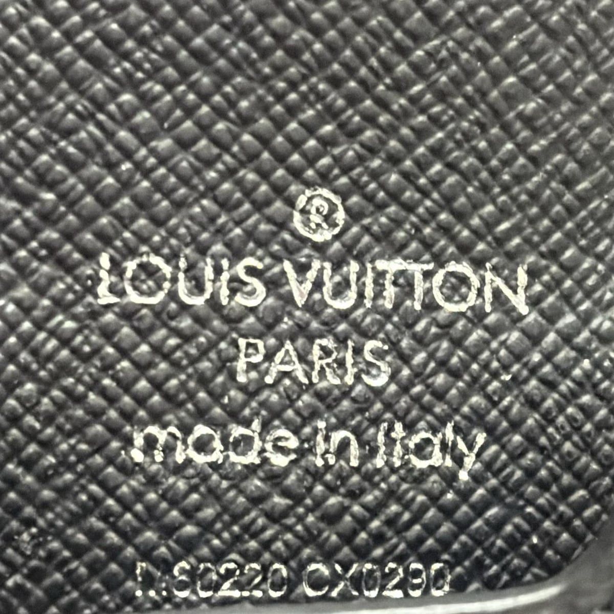 ルイヴィトン 小物入れ モノグラムエクリプス(キャンバス) エアポッド