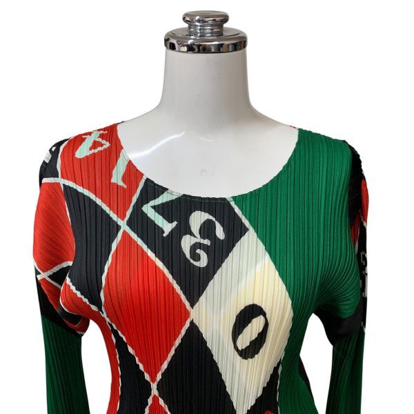 ◇ プリーツプリーズ PLEATS PLEASE イッセイミヤケ カットソー