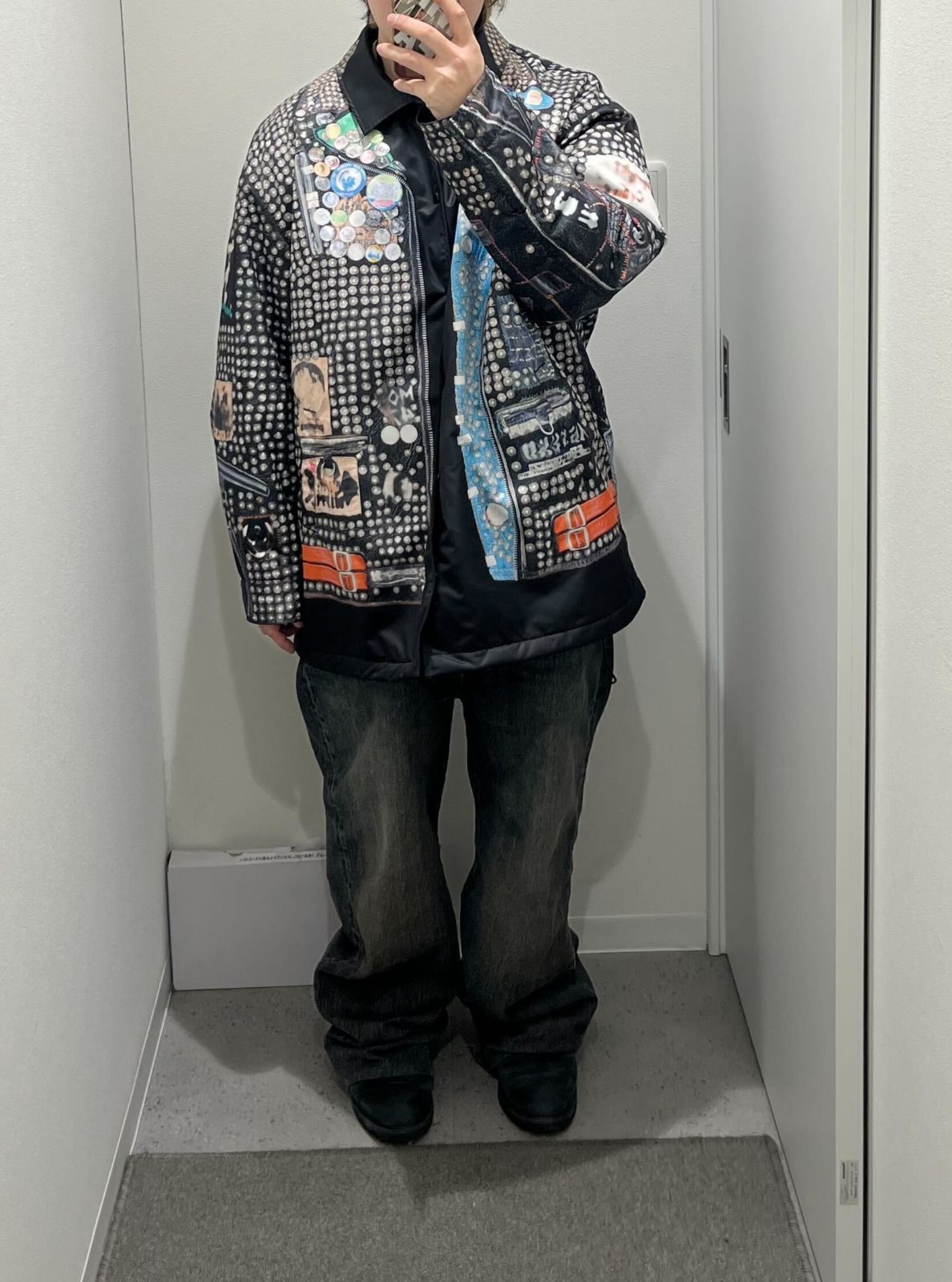 BLACK MEANS (ブラックミーンズ) 25AW 鋲ジャン転写プリントコーチ