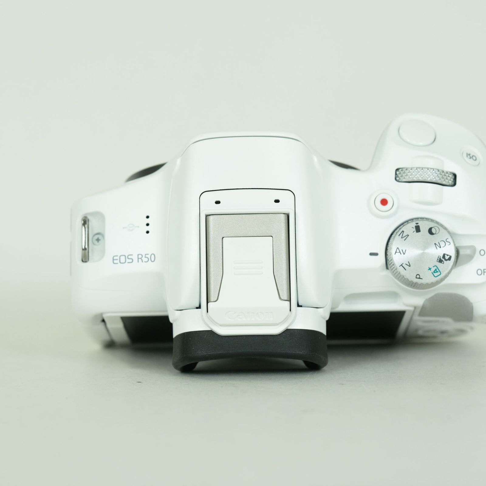 美品 | シャッター数3,576回] Canon EOS R50 [ボディ ホワイト