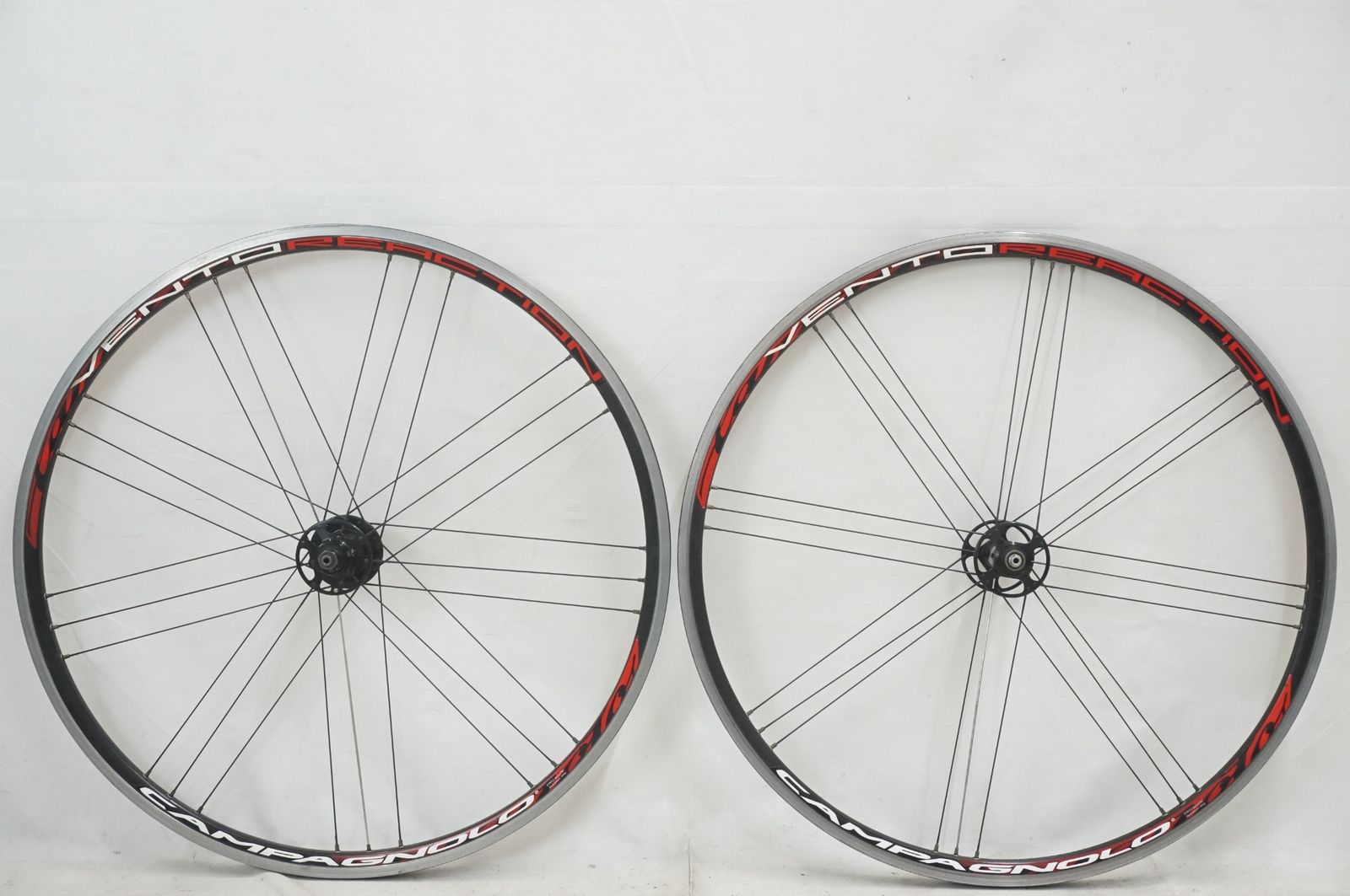 CAMPAGNOLO 「カンパニョーロ」 VENTO REACTION シマノ11速 ホイール