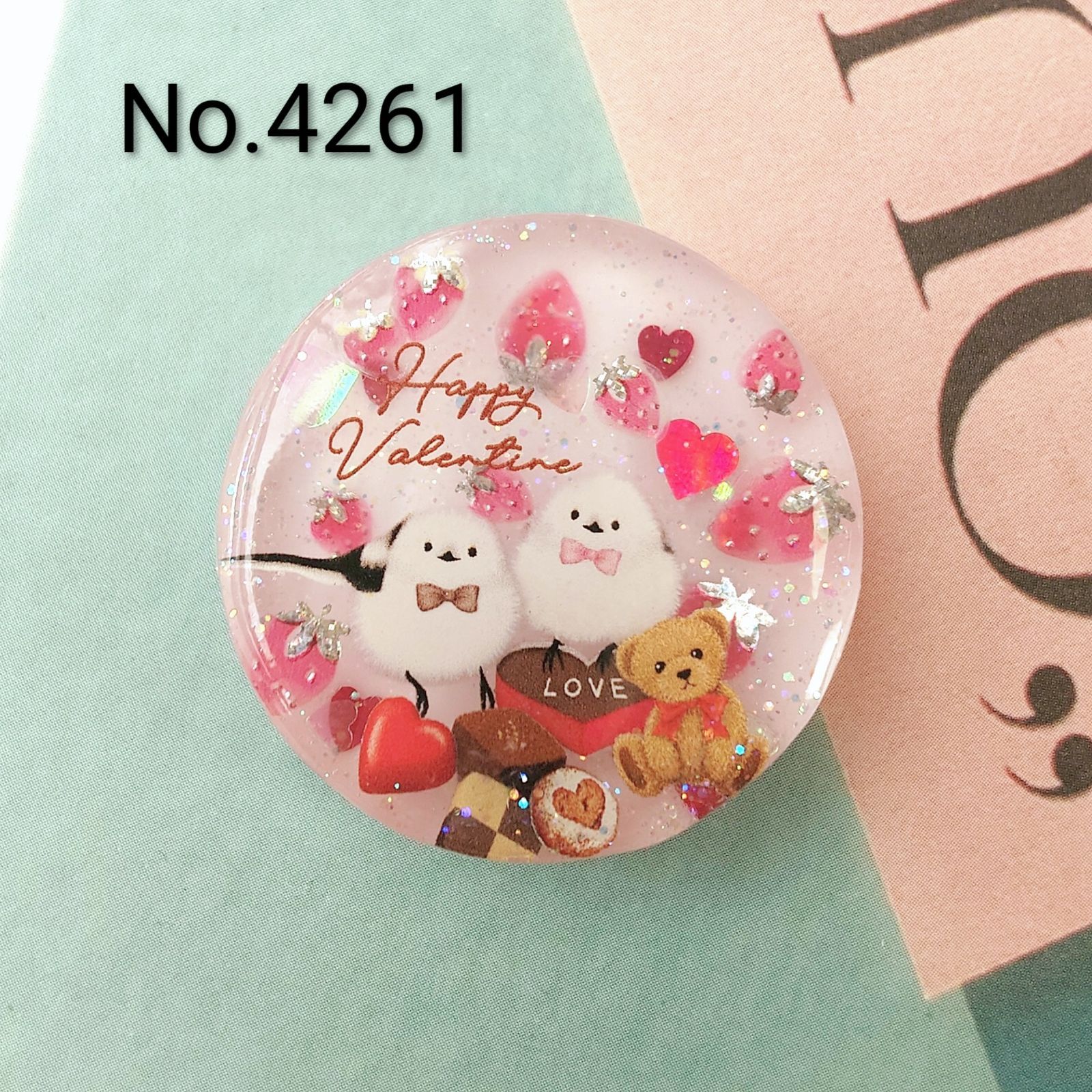 No.4261 シマエナガのバレンタイン レジンヘアゴム - メルカリ