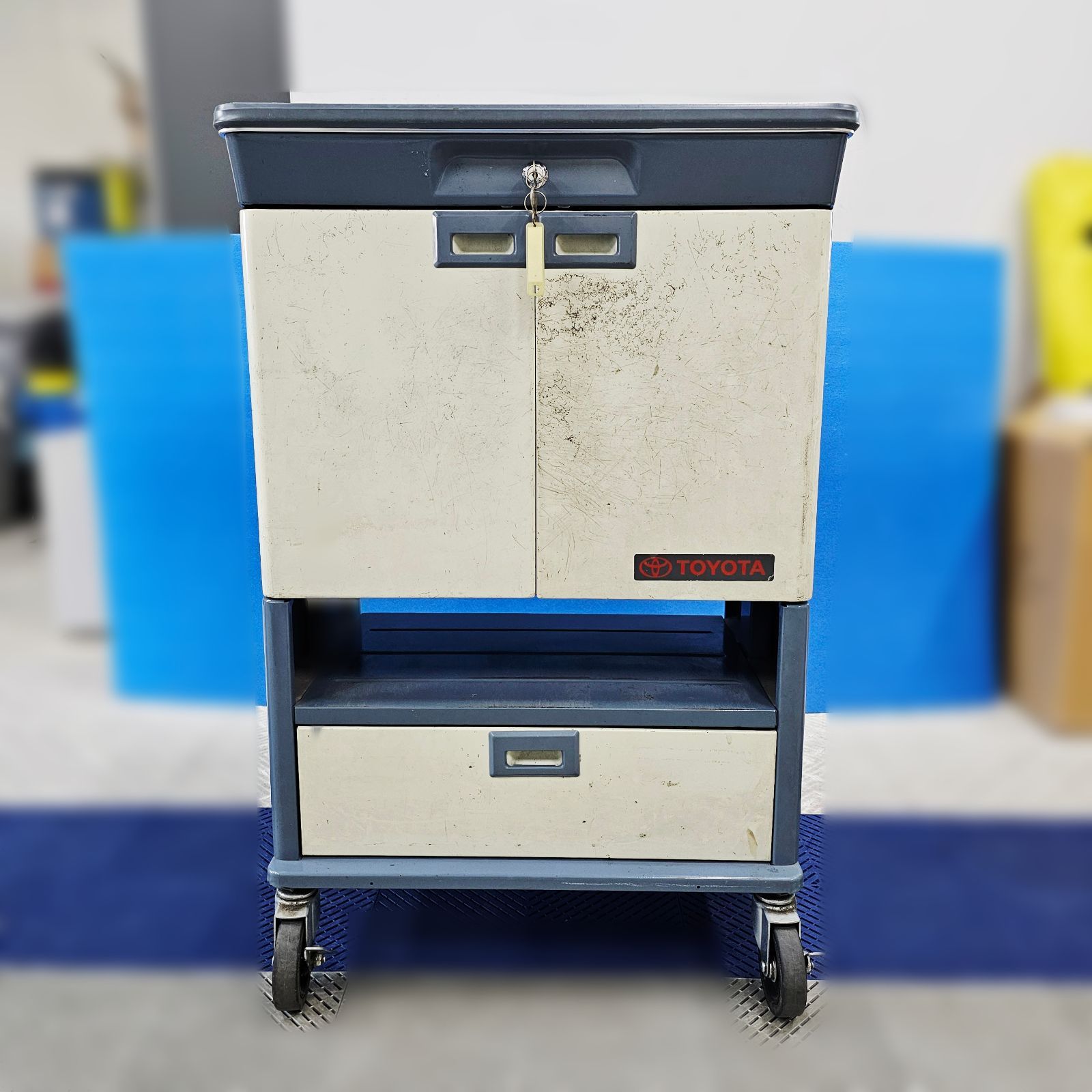 さいたま市引き取り限定】【希少品】トヨタ 純正ツールキャビネット