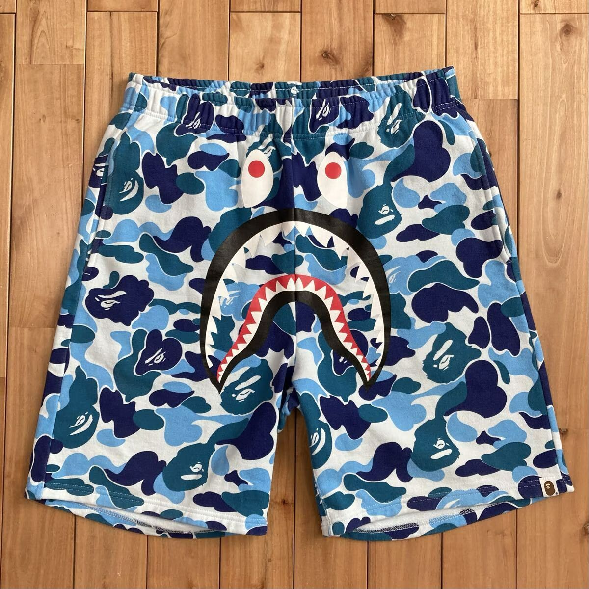 ☆XL☆ ABC camo Blue シャーク スウェットハーフパンツ a bathing ape