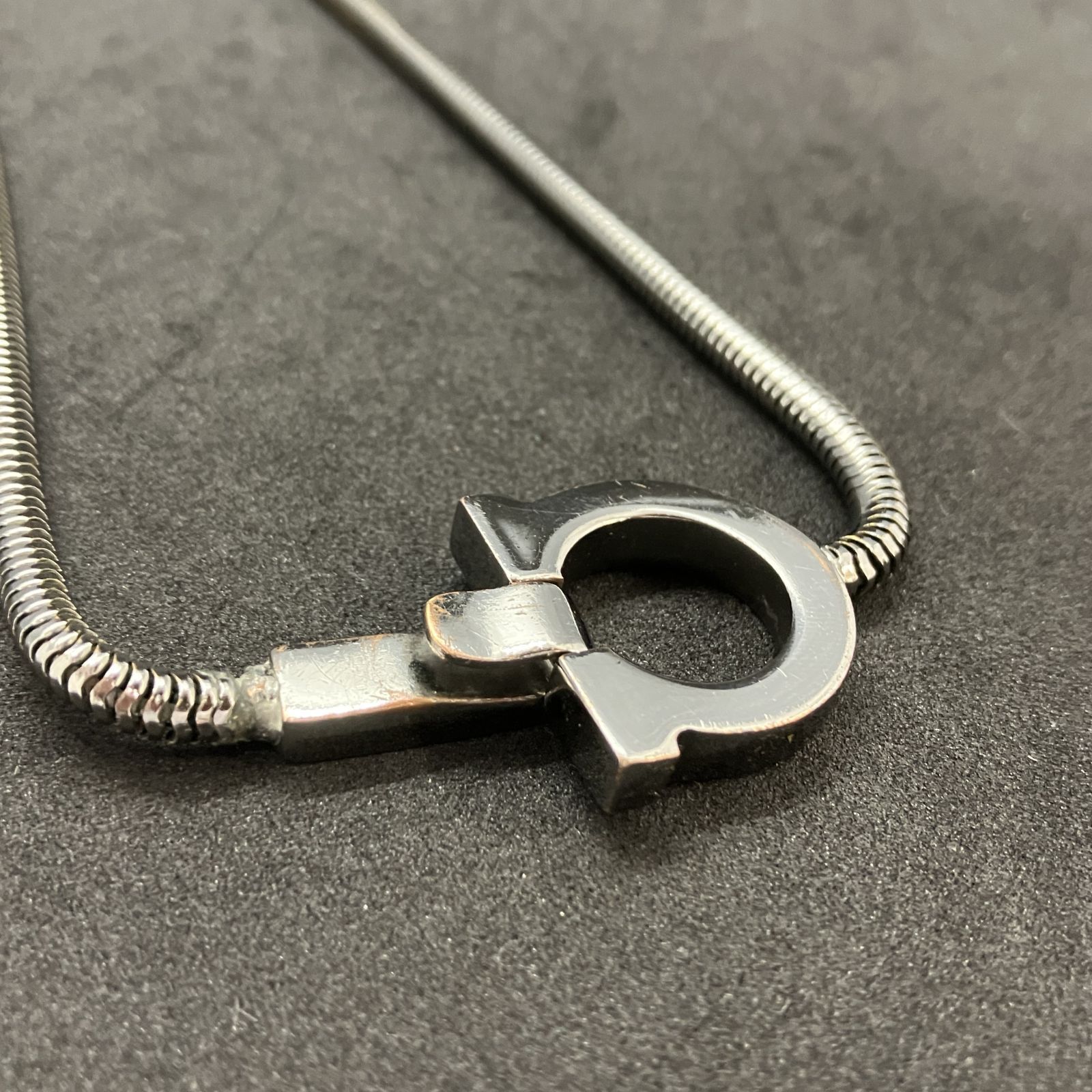 ✨希少✨Salvatore Ferragamo フェラガモ ネックレス シルバー