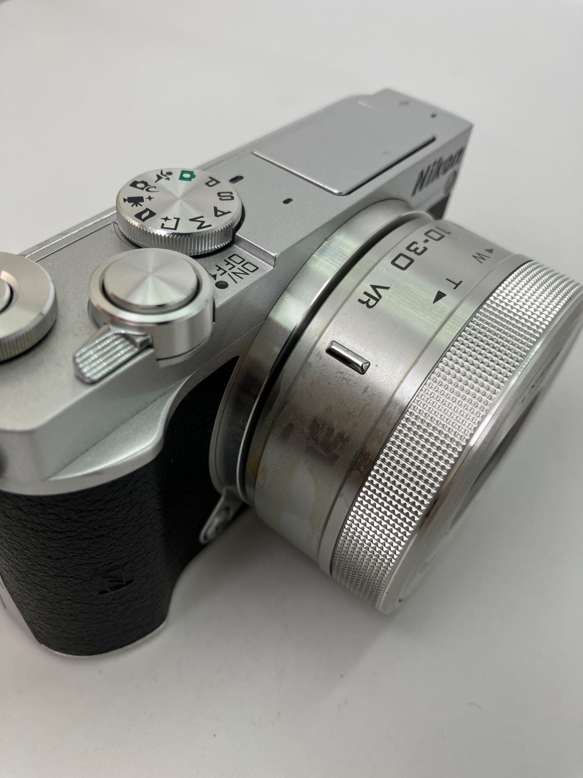 返品保証・動作確認済】Nikon 1 J5 + 10-30mm + 18.5mm ダブルレンズ