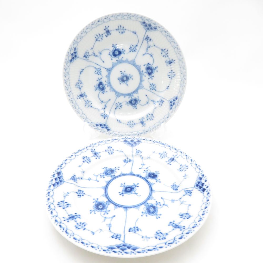 ROYAL COPENHAGEN ロイヤルコペンハーゲン ブルーフルーテッドハーフ