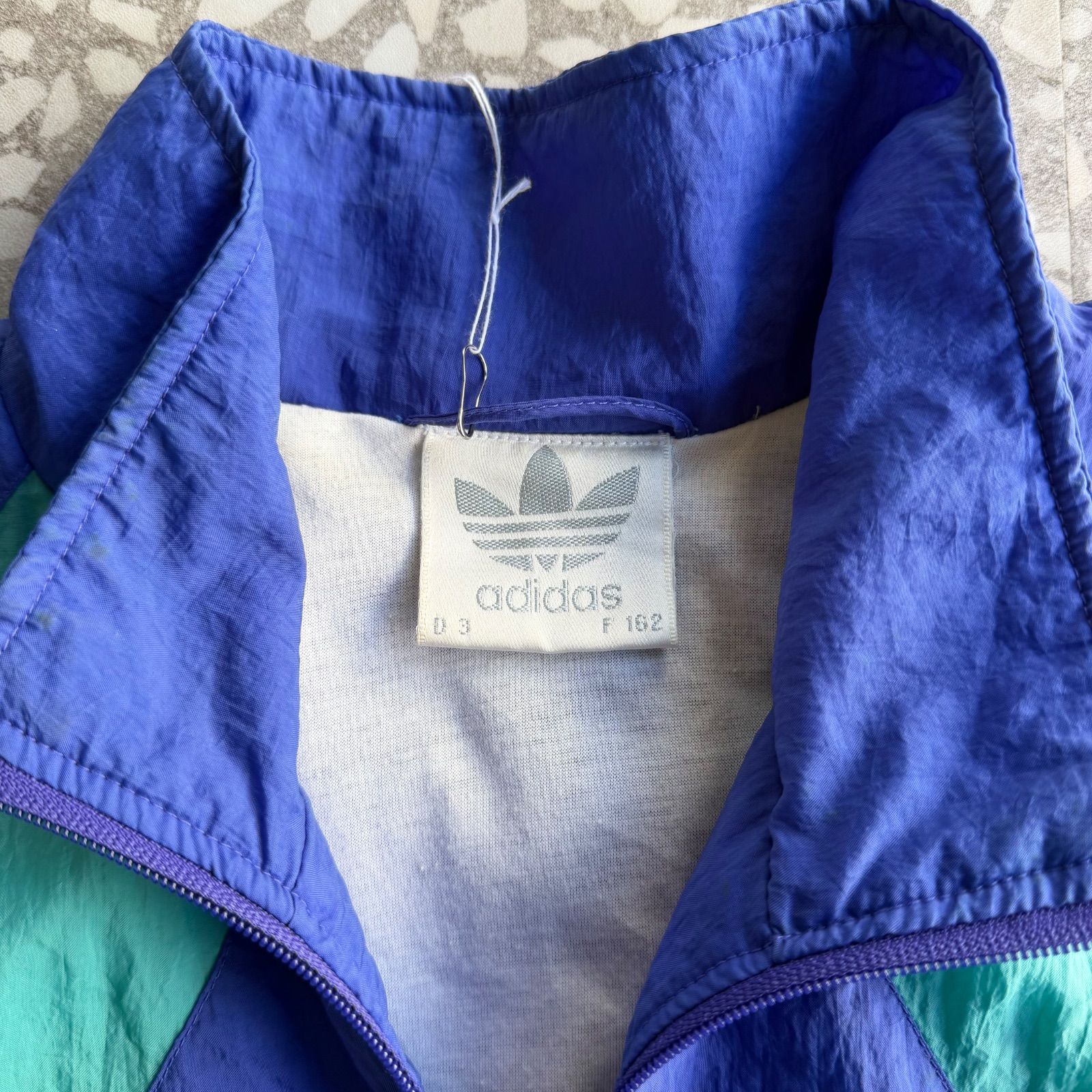 adidas / 90