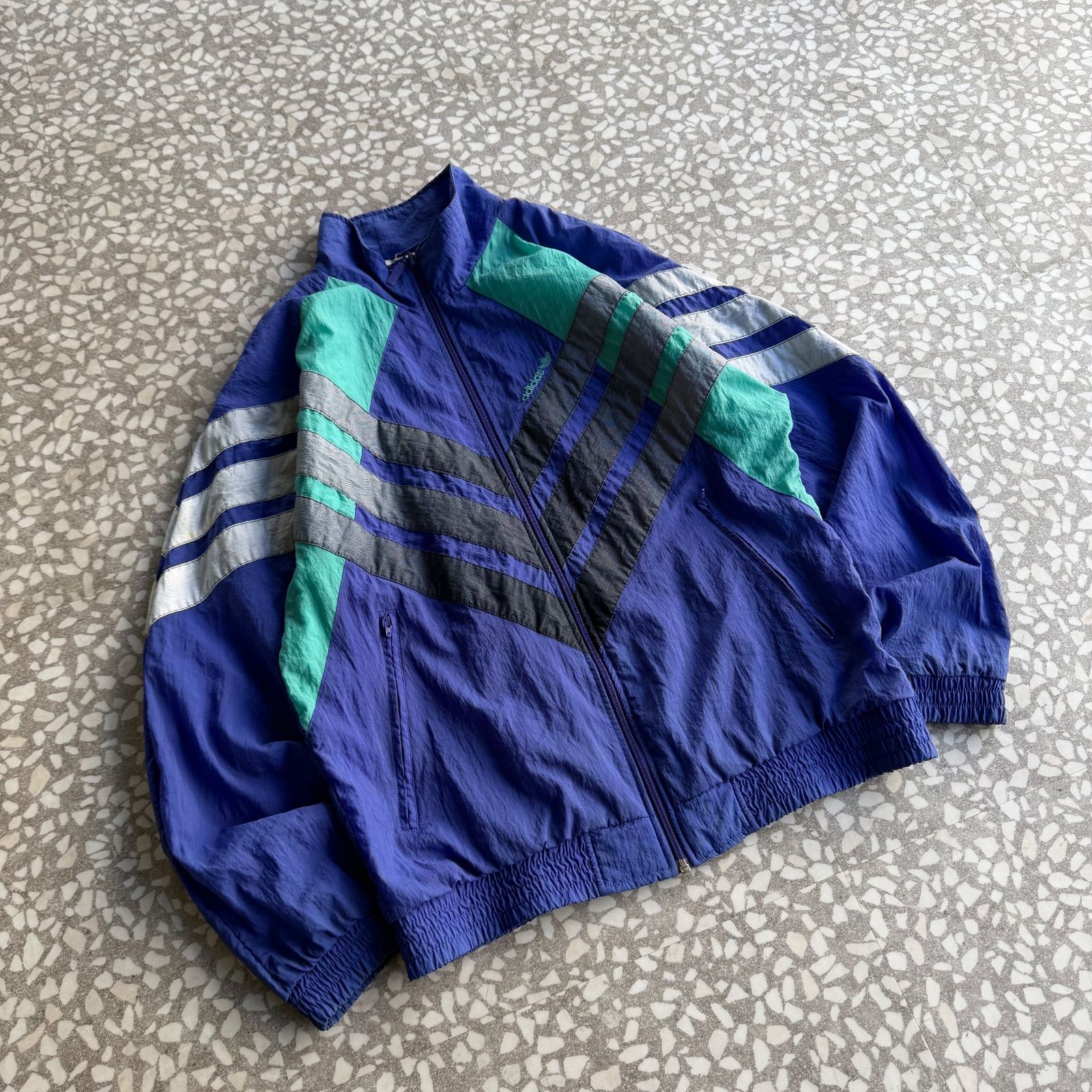 adidas / 90