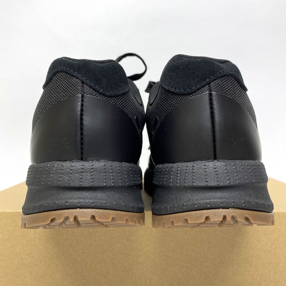 新古品】 AREth アース シューズ スニーカー Kloud Trail Onyx 27.5