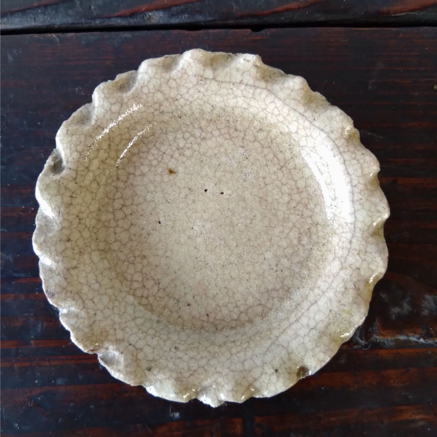 江戸中期 御深井焼（おふけやき）灰釉 輪花豆皿 2枚組 7cm 0204 - メルカリ