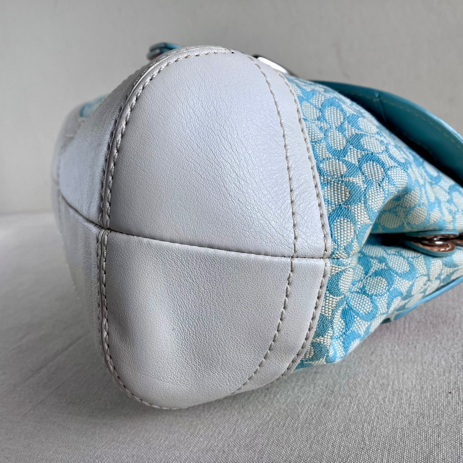 Coach Y2K Blue Soho Flap Top Handle Handbag Vintage - メルカリ