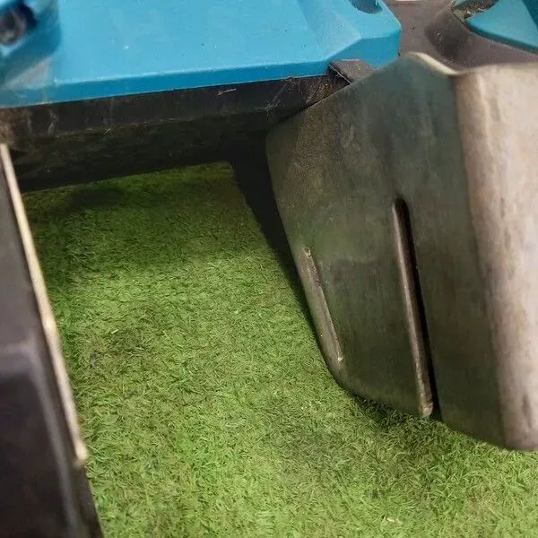 makita 充電式バンドソー