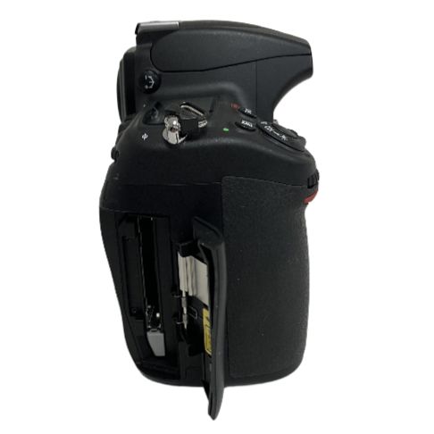 Nikon ニコン D700 デジタル 一眼レフ ボディ 動作確認品 ジャンク