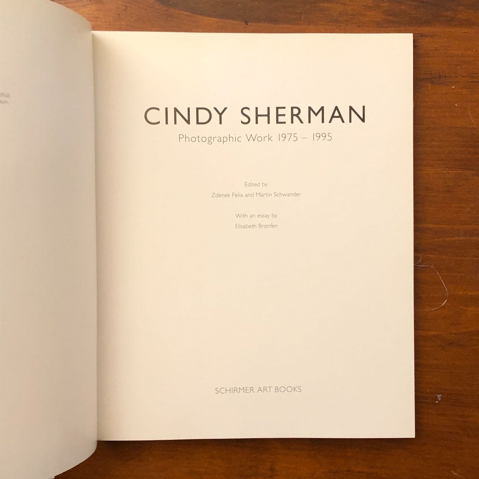 CINDY SHERMAN Photographic Work 1975-1995（シンディ・シャーマン