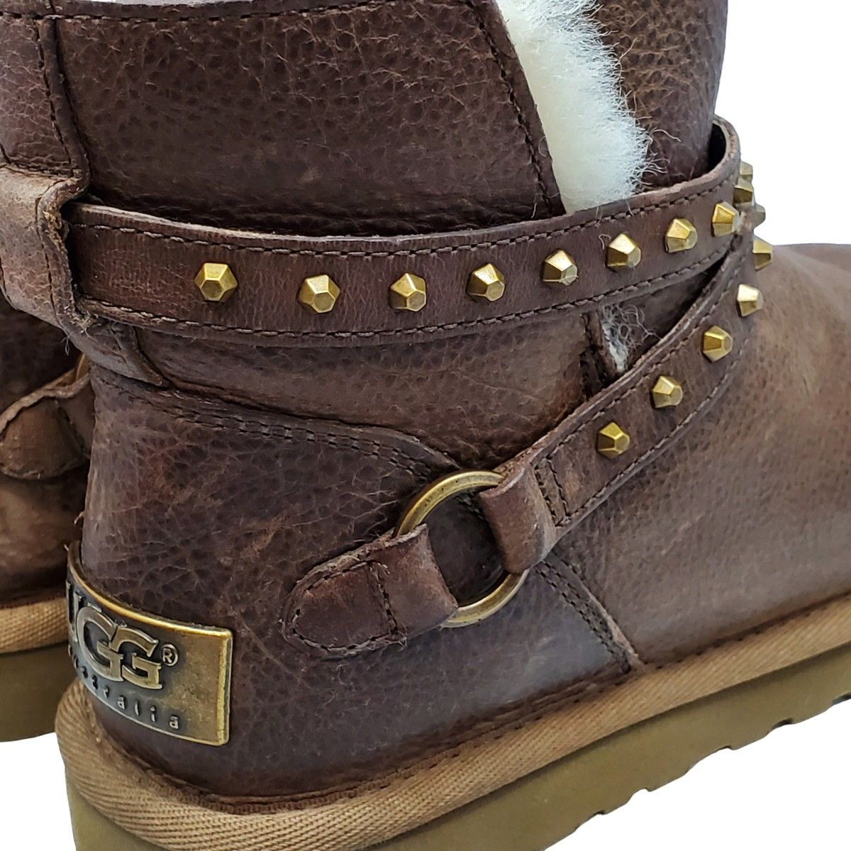 UGG アグ UGG EMERSEN スタッズブーツ ムートン レザーブーツ 靴