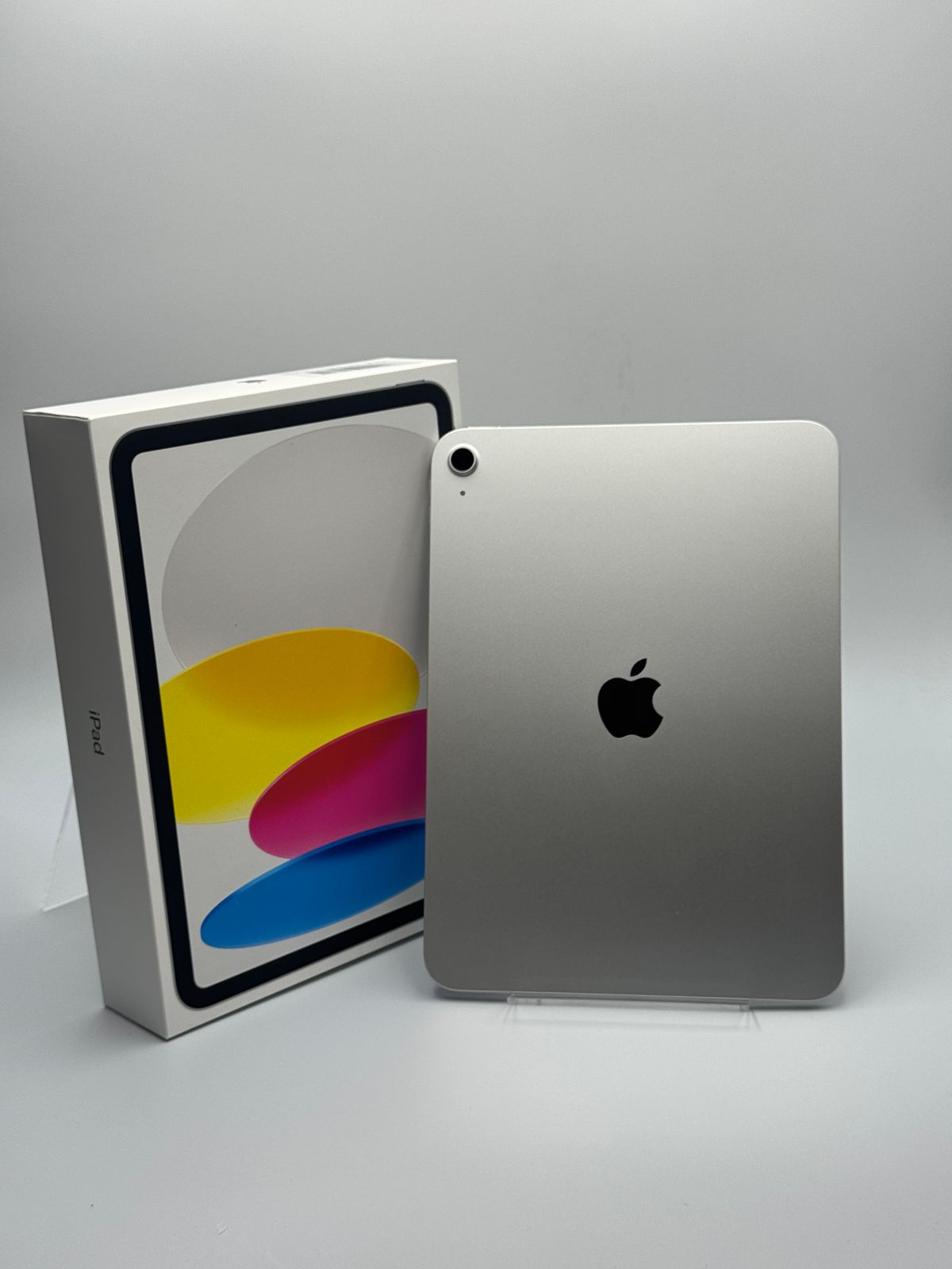 中古A】iPad 第11世代 128GB シルバー Wi-Fi バッテリー【100