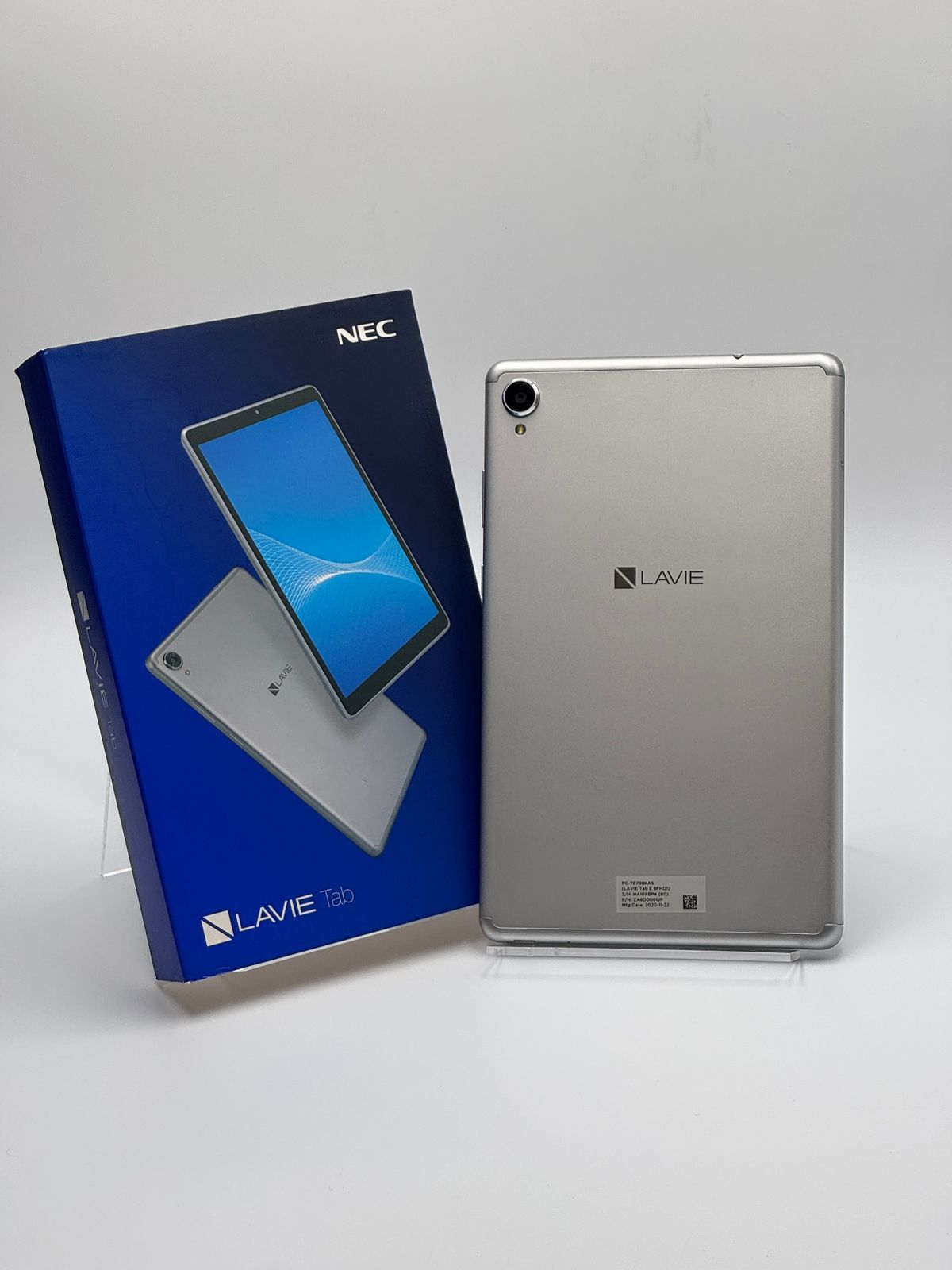 中古B】LAVIE Tab E 8FHD1 シルバー Wi-Fi - メルカリ