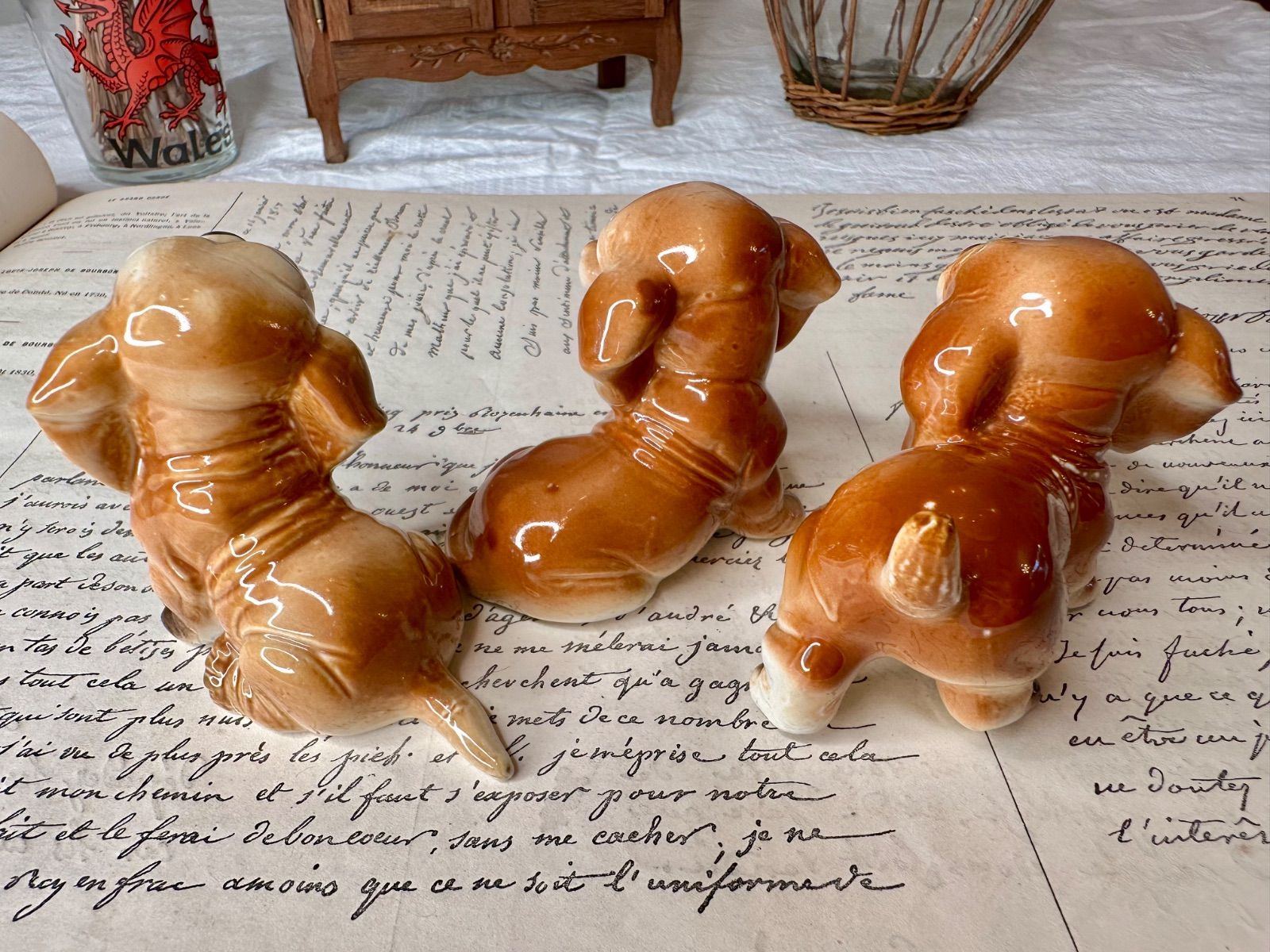 イギリス ヴィンテージ 陶磁器 可愛い犬のフィギリン ビーグル - メルカリ