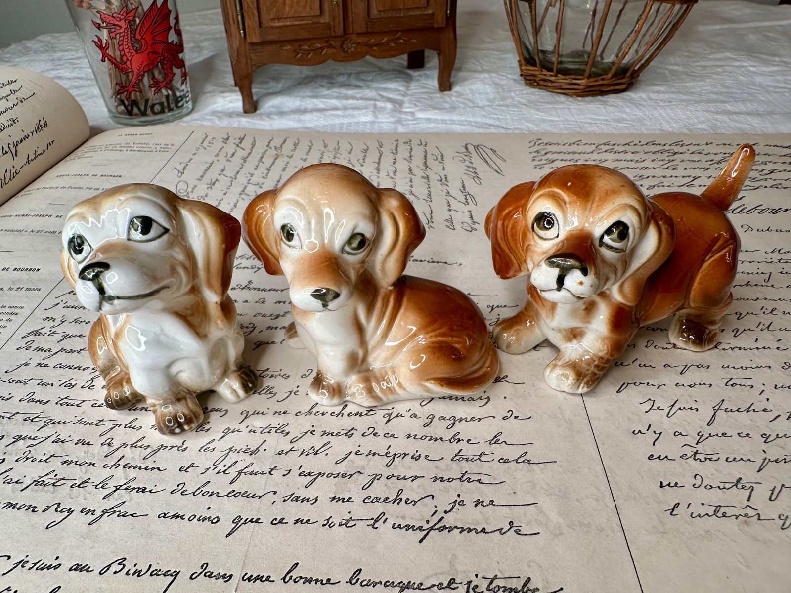 イギリス ヴィンテージ 陶磁器 可愛い犬のフィギリン ビーグル - メルカリ