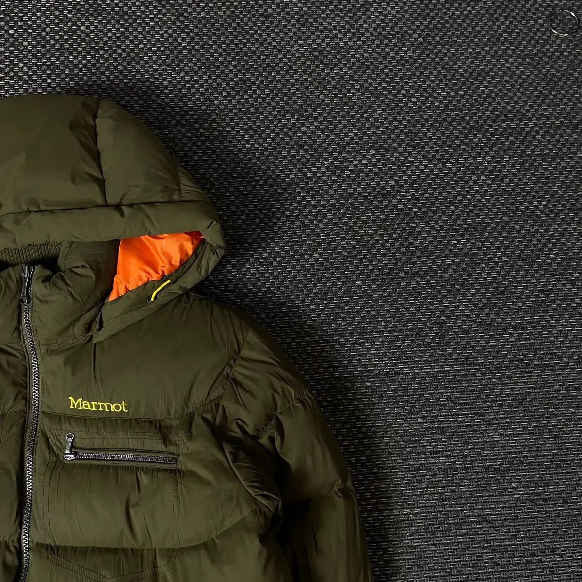 Marmot カーキ ダウンジャケット L MARMOT カーキ ダウン ジャケット 95 - メルカリ