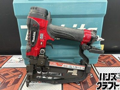 makita マキタ AT 450 HA 高圧フロアタッカ ケース付 使用ステープル 幅4 mm×長さ25~50 mm ハンズクラフ エアータッカー エアーツール