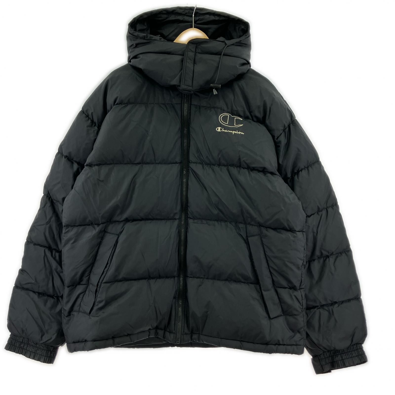 美品　Champion チャンピオン　ダウンジャケット　ストレッチナイロン Champion チャンピオン ロゴ刺繍 ダウンジャケット sizeLARGE/ブラック