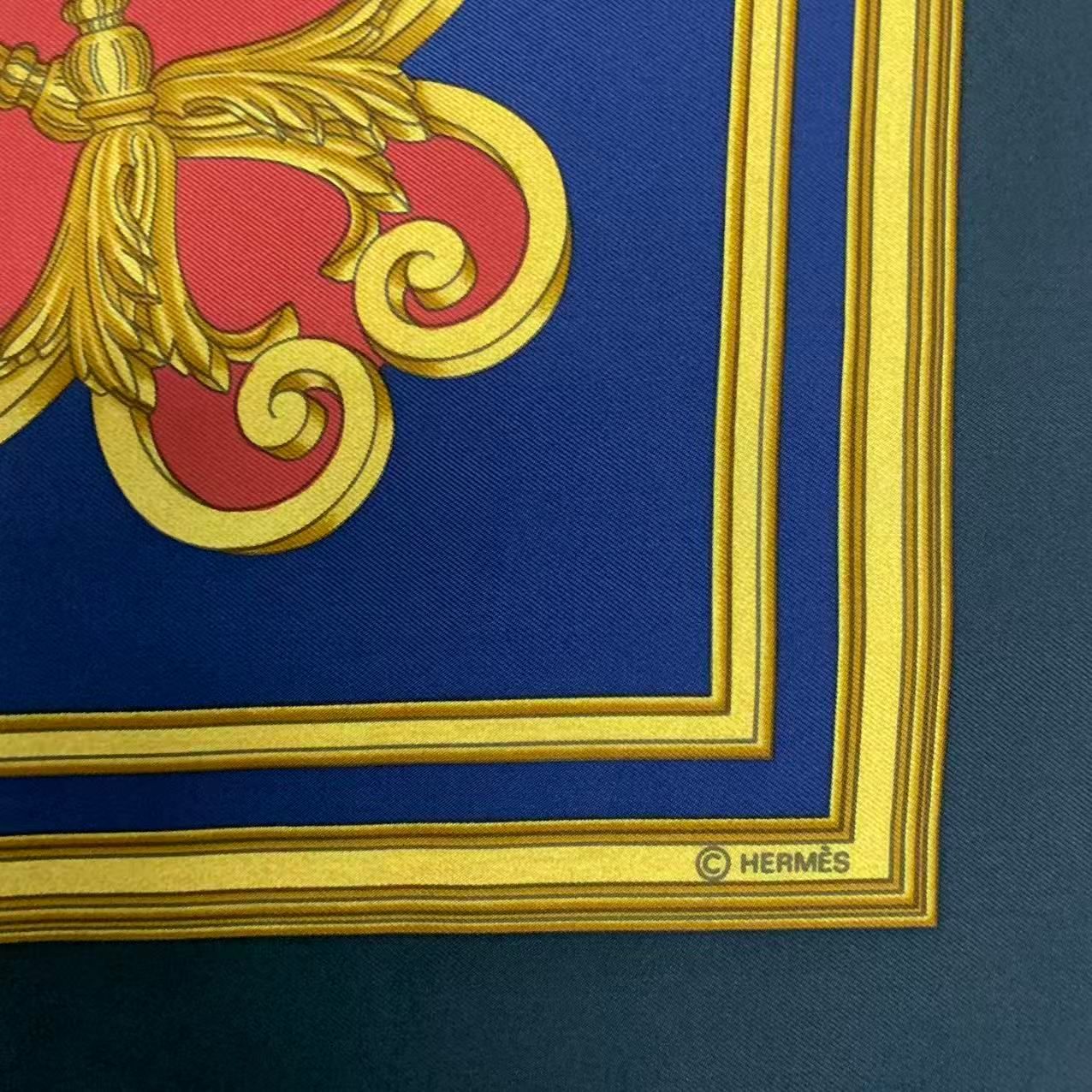 新品同様 HERMES エルメス スカーフ カレ90 LES TUILERIES
