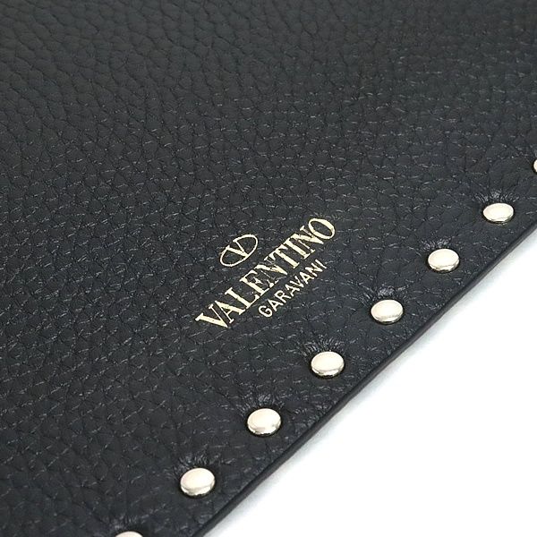 広尾店】未使用 ヴァレンティノ VALENTINO ロックスタッズポーチ