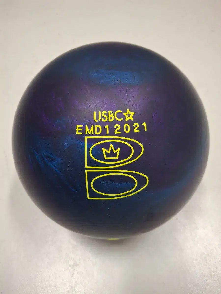 中古ボーリングボール・公式球・BRUNSWICK（ブランズウィック） LT48