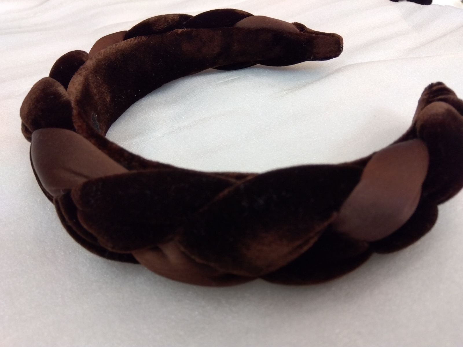 M17 【美品】アレクサンドルドゥパリ Alexandre de paris ベロアサテン