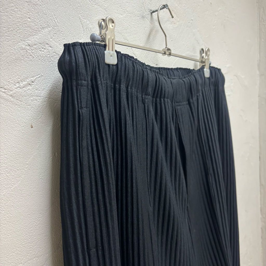 プリーツパンツ　サイズ1 ネイビー　オムプリッセイッセイミヤケ HOMME PLISSE ISSEY MIYAKE オムプリッセイッセイミヤケ 22SS Straight