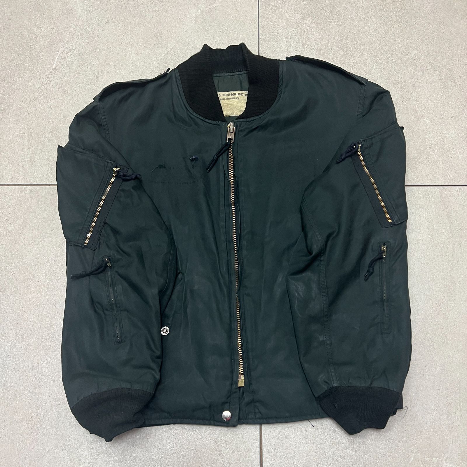 80s カナダ軍 フライトジャケット グリーン系 サイズ7040 - メルカリ