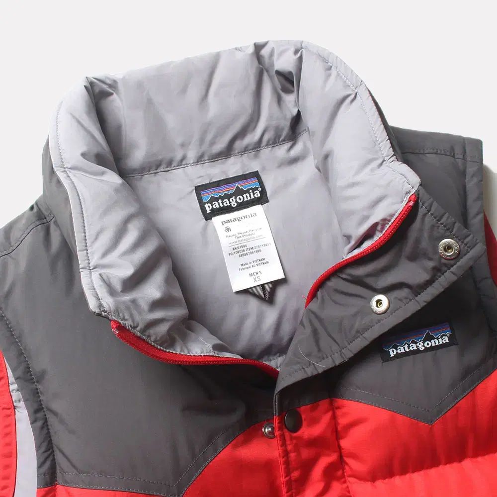 パタゴニア ダウンベスト PATAGONIA _2701 - メルカリ