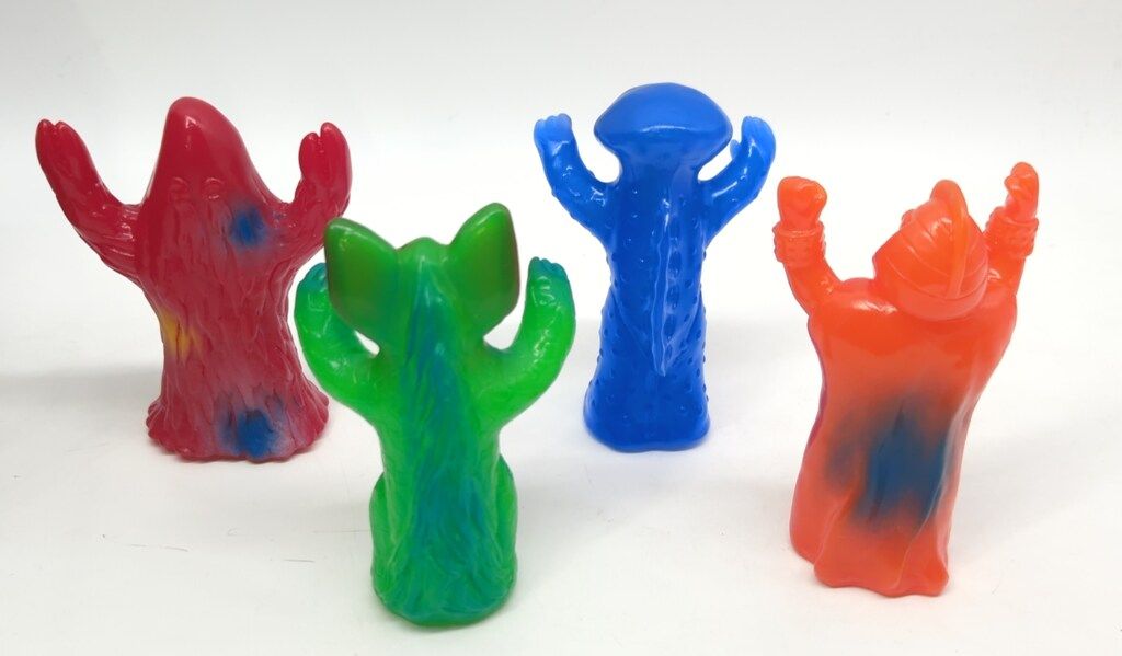 マウラトーイ 秘密怪獣シリーズ 指人形 4体セット - メルカリ