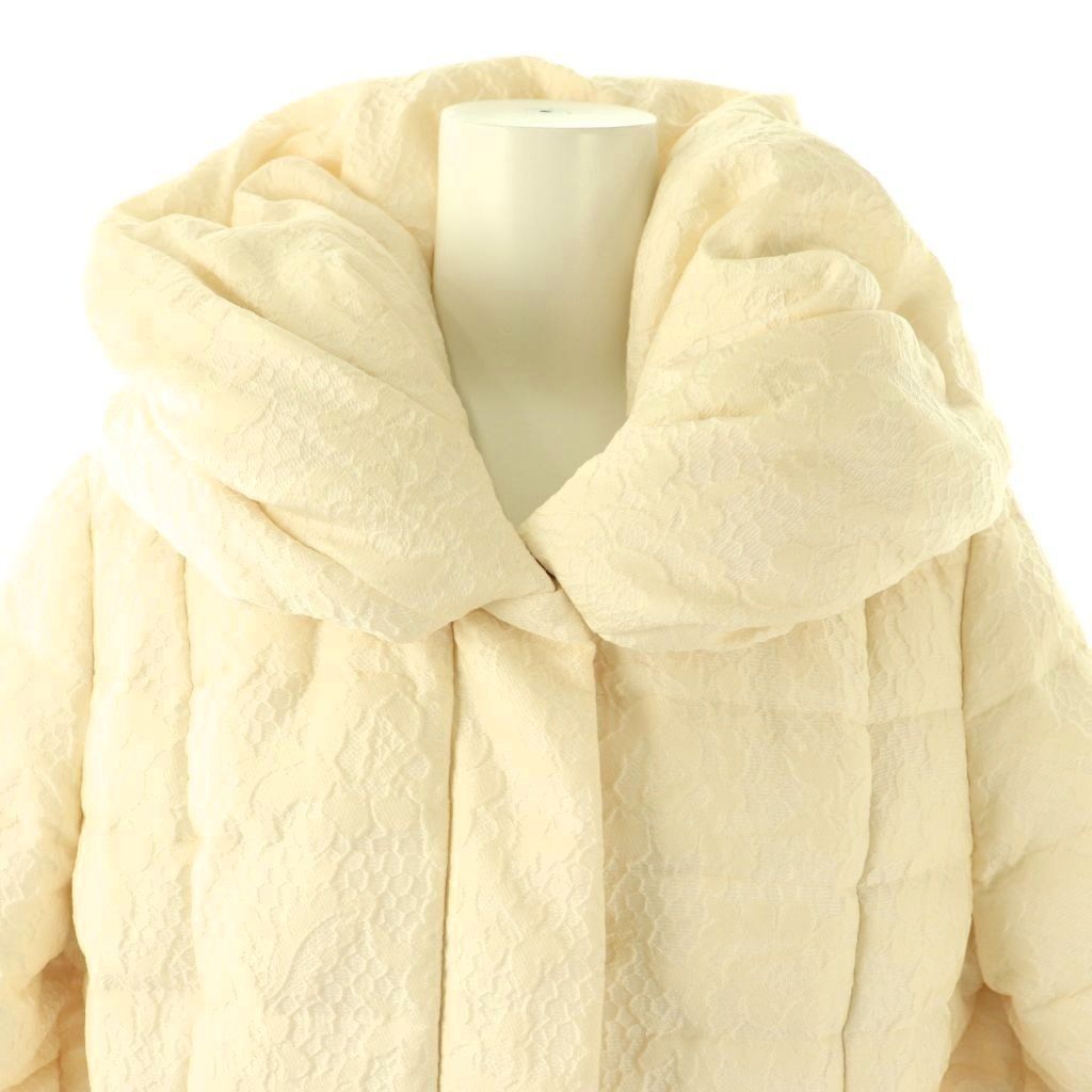 トゥービーシック TO BE CHIC ダウンコート ダウンジャケット レース