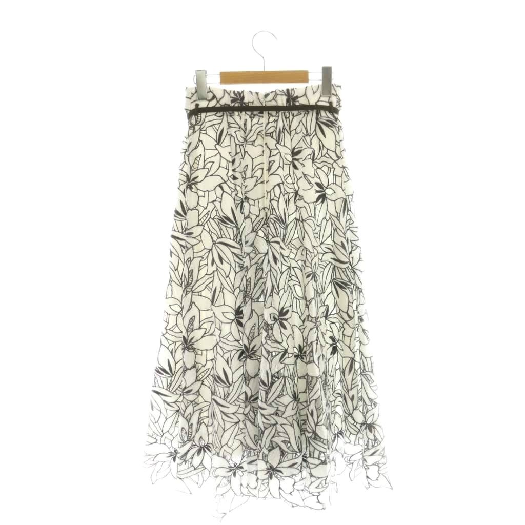 アプワイザーリッシェ Apuweiser-riche 配色レーススカート×カットソー