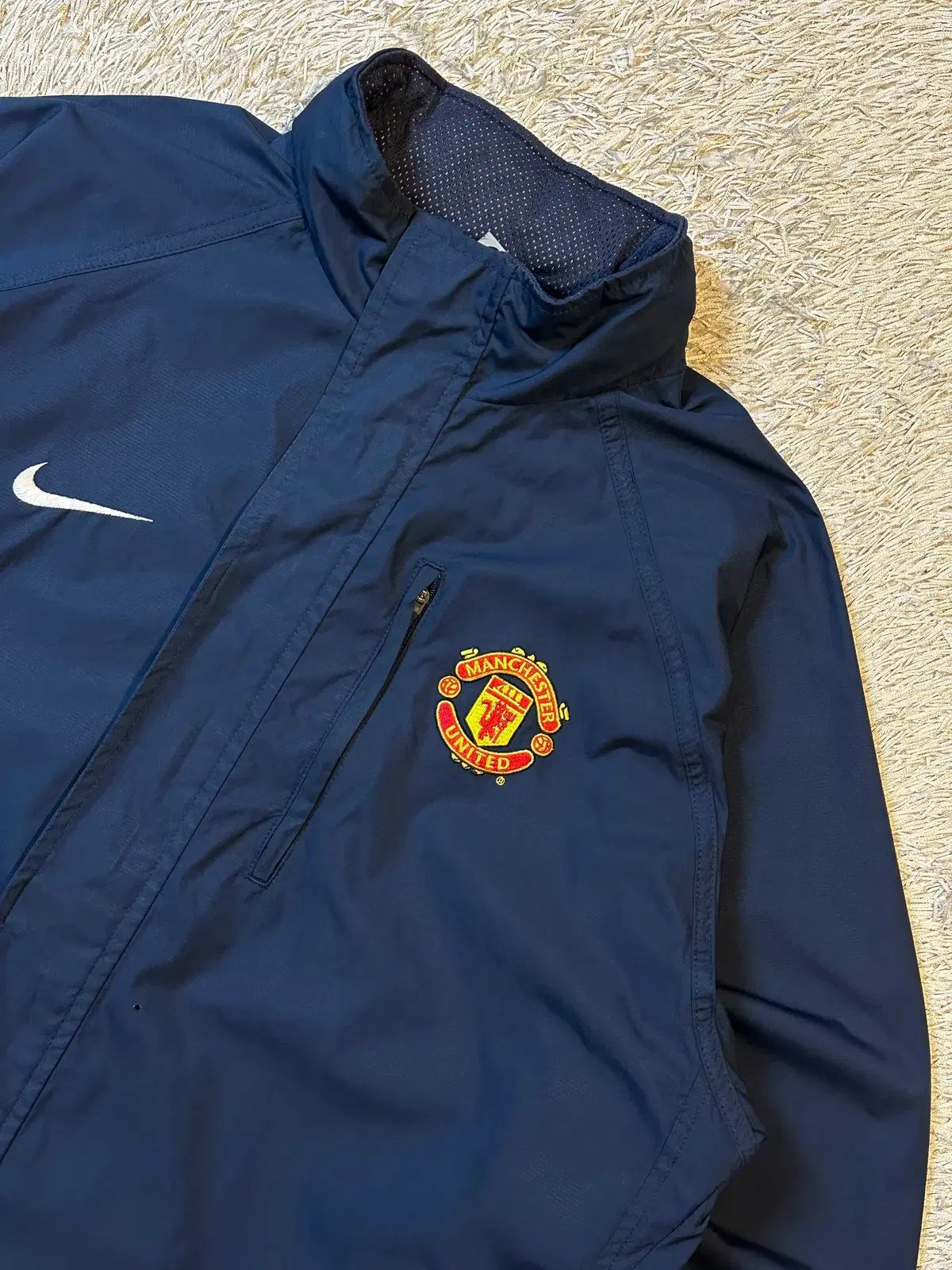 M 00's NIKE マンチェスター ユナイテッド ウィンドブレーカー