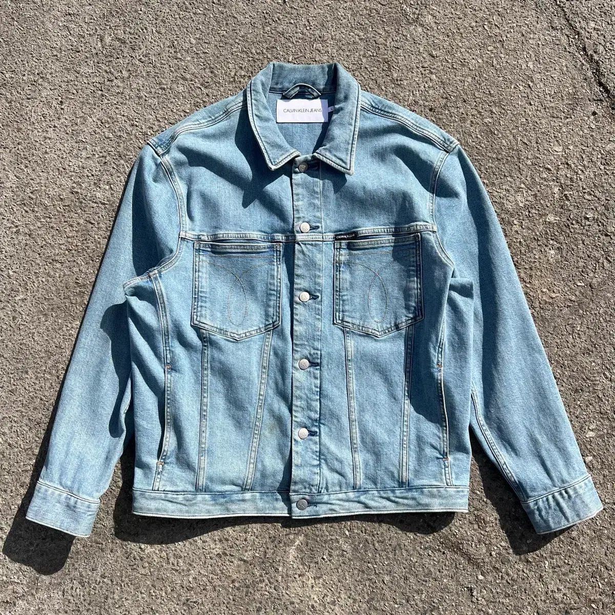 カルバン・クライン デニム トラッカー ジャケット - メルカリ